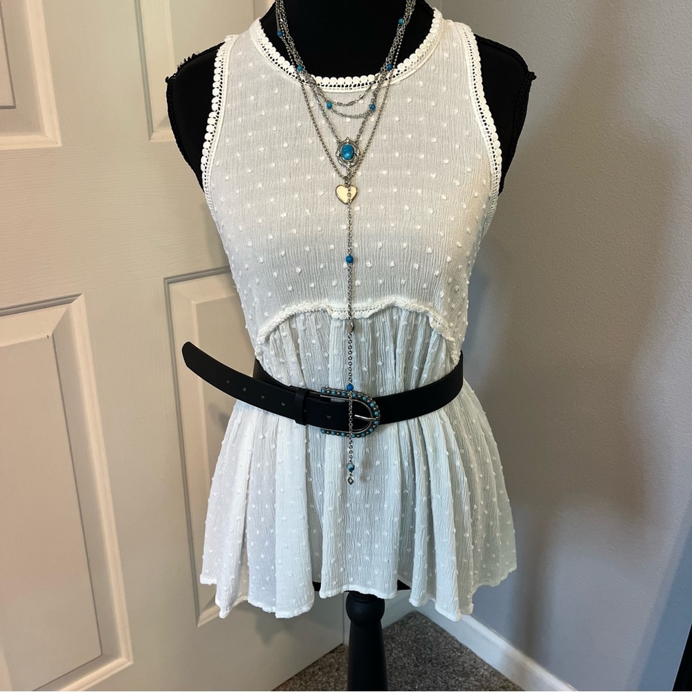Staccato Ivory Lace Blouse